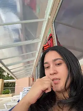 Snapshot of Nina_lovi chatting on 07/19/26, 09:07 Nina lovi online show from 07/19/26, 09:07