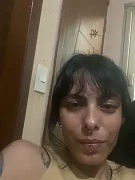 Snapshot of Sarah-safada chatting on 11/30/25, 02:48 Sarah-safada online show from 11/30/25, 02:48