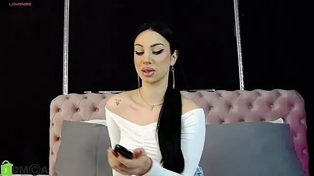 MeganHopeX online show from 03/21/25, 06:49