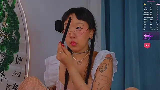 Snapshot of a11yson chatting on 01/08/25, 06:52 a11yson online show from 01/08/25, 06:52