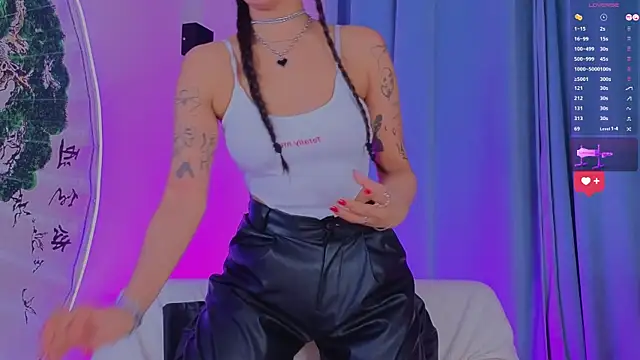 Snapshot of a11yson chatting on 01/10/25, 04:30 a11yson online show from 01/10/25, 04:30