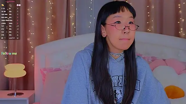 Snapshot of a11yson chatting on 02/23/25, 06:45 a11yson online show from 02/23/25, 06:45