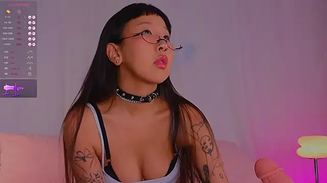 Snapshot of a11yson chatting on 09/12/25, 02:50 a11yson online show from 09/12/25, 02:50