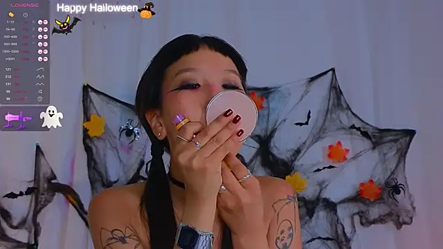 Snapshot of a11yson chatting on 11/01/25, 03:03 a11yson online show from 11/01/25, 03:03