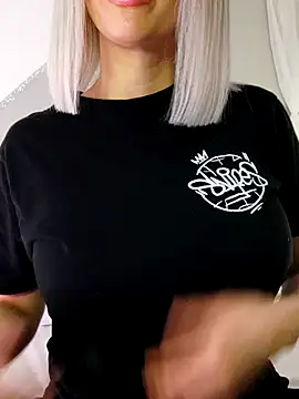 Fuck-Gina online show from 12/17/25, 11:16