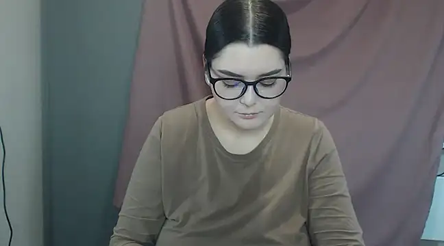 ohhhMie online show from 02/15/25, 05:07