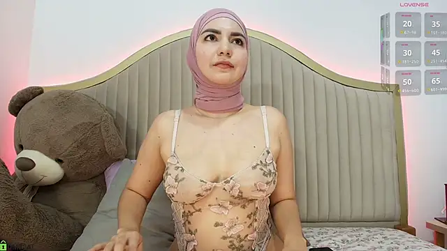 dalilasaadi  online show from 03/16/26, 04:11