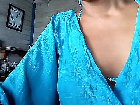 Luna-Natural online show from 02/22/25, 03:58