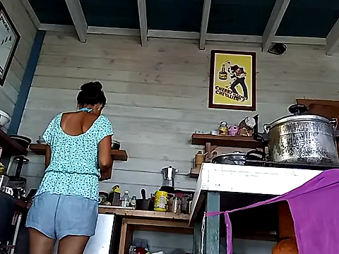 Luna-Natural online show from 03/08/25, 07:31