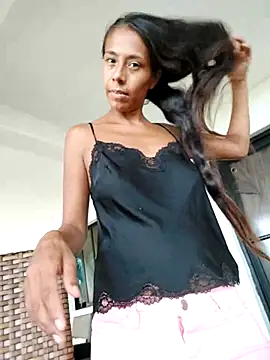 Luna-Natural online show from 12/13/25, 08:36