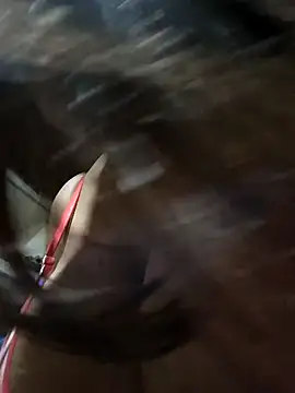 Snapshot of AbellaLizz chatting on 10/31/25, 07:53 AbellaLizz online show from 10/31/25, 07:53