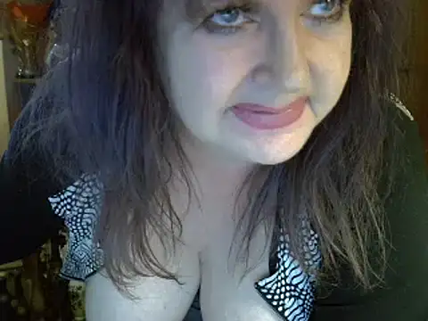 Snapshot of ElenaZed chatting on 02/15/25, 04:34 ElenaZed online show from 02/15/25, 04:34