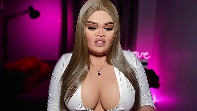 KarolinaThompson online show from 03/04/26, 05:13