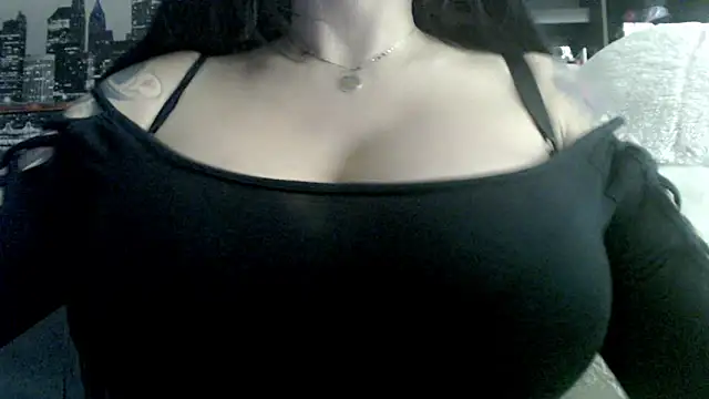 Snapshot of stormylana chatting on 04/17/26, 07:39 stormylana online show from 04/17/26, 07:39