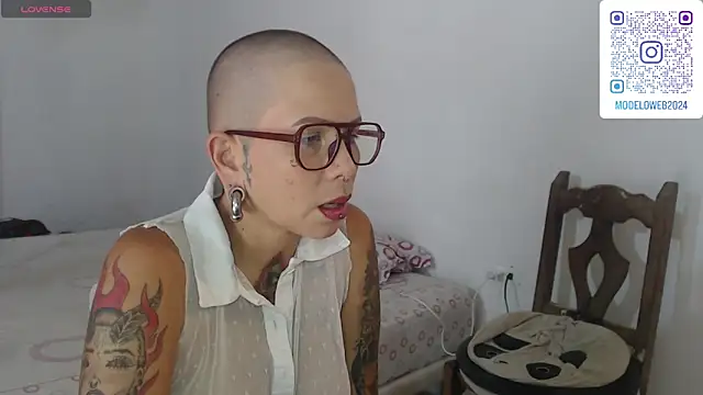 moon cat85 online show from 01/23/25, 06:03