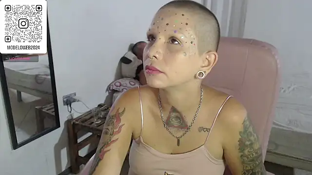 moon cat85 online show from 03/20/25, 09:13