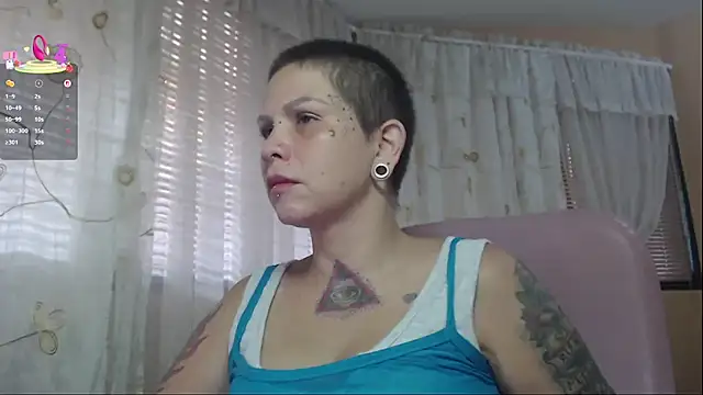 moon cat85 online show from 09/13/25, 04:51