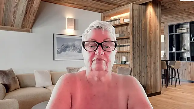 GrannyChrissy68 online show from 02/14/26, 01:30