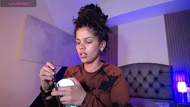 ximena diaz online show from 03/01/25, 08:53