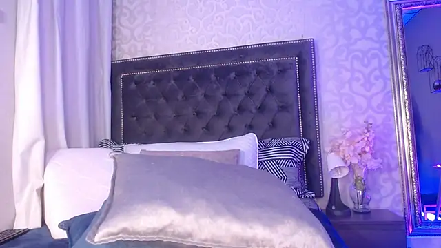 Snapshot of MariiePrice chatting on 03/17/26, 04:50 MariiePrice online show from 03/17/26, 04:50