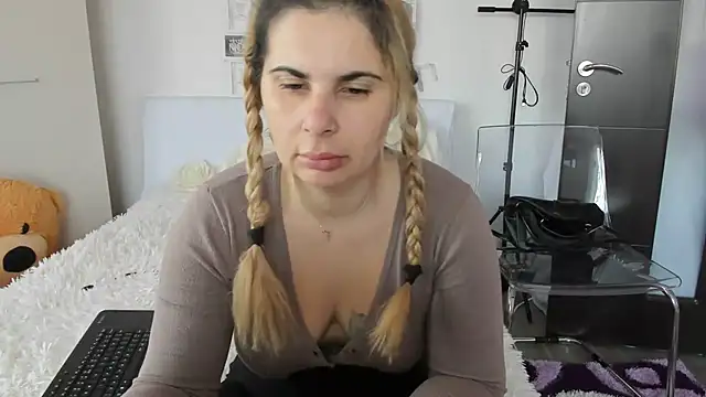 sweetemy4u online show from 01/09/25, 08:03