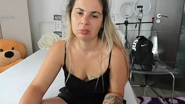 sweetemy4u online show from 09/10/25, 07:19