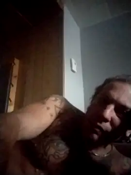 Snapshot of trucker1979 chatting on 11/11/25, 08:20 trucker1979 online show from 11/11/25, 08:20