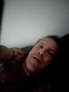 Snapshot of trucker1979 chatting on 05/29/26, 06:28 trucker1979 online show from 05/29/26, 06:28