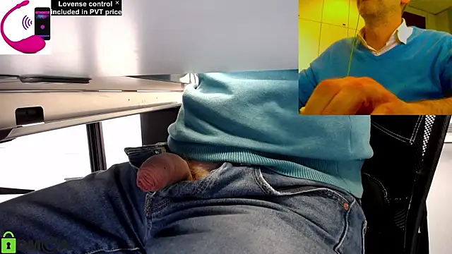 Snapshot of pliko chatting on 04/15/26, 01:29 pliko online show from 04/15/26, 01:29