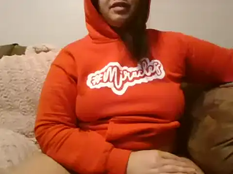 Snapshot of beautylovess chatting on 03/20/25, 09:46 beautylovess online show from 03/20/25, 09:46