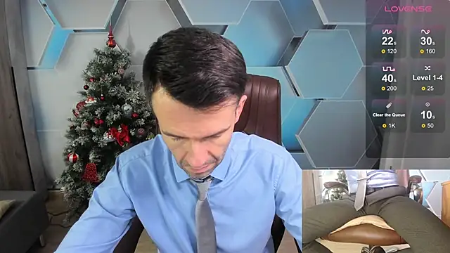 Snapshot of SteveTiger chatting on 01/11/26, 12:21 SteveTiger online show from 01/11/26, 12:21