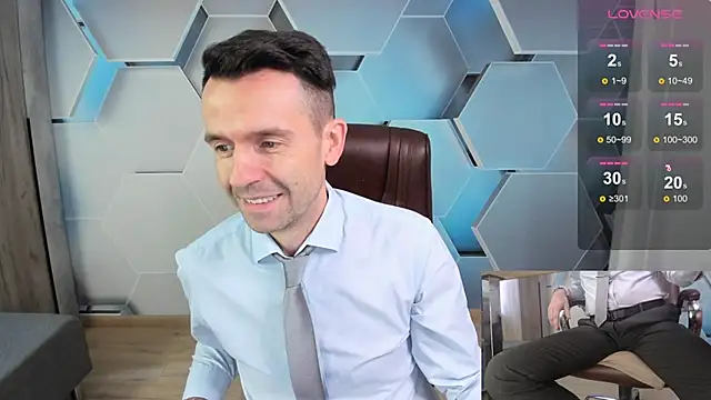 Snapshot of SteveTiger chatting on 02/02/26, 08:35 SteveTiger online show from 02/02/26, 08:35