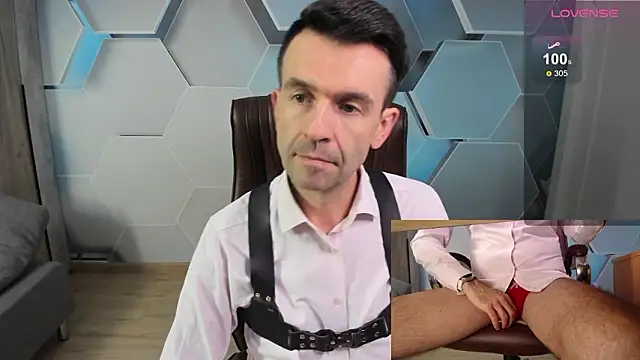 Snapshot of SteveTiger chatting on 02/09/26, 09:24 SteveTiger online show from 02/09/26, 09:24