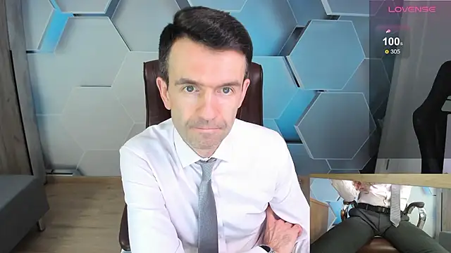 Snapshot of SteveTiger chatting on 02/19/26, 10:11 SteveTiger online show from 02/19/26, 10:11