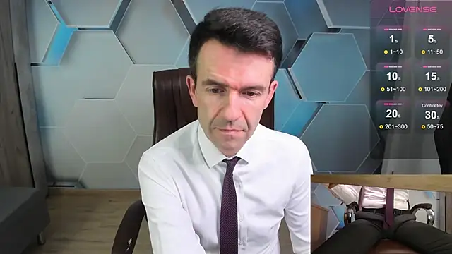 Snapshot of SteveTiger chatting on 02/22/26, 03:29 SteveTiger online show from 02/22/26, 03:29