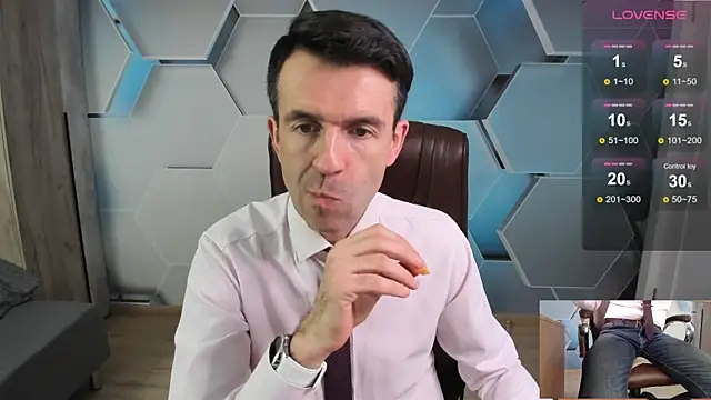 Snapshot of SteveTiger chatting on 02/26/26, 12:04 SteveTiger online show from 02/26/26, 12:04