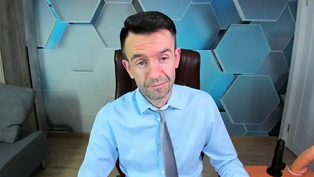 Snapshot of SteveTiger chatting on 03/15/26, 03:23 SteveTiger online show from 03/15/26, 03:23