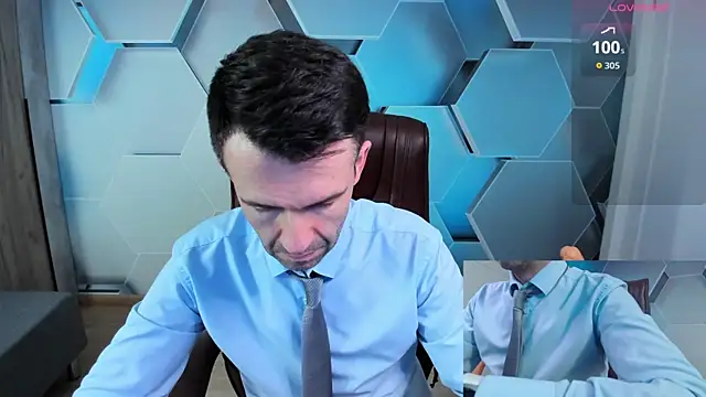 Snapshot of SteveTiger chatting on 03/24/26, 01:05 SteveTiger online show from 03/24/26, 01:05