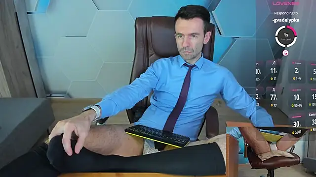 Snapshot of SteveTiger chatting on 04/03/26, 03:37 SteveTiger online show from 04/03/26, 03:37