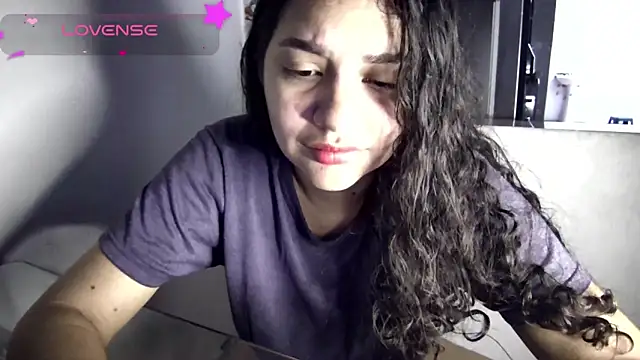 blerstefan1 online show from 01/25/25, 12:58