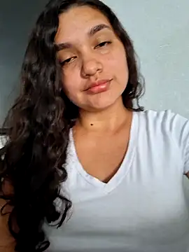 blerstefan1 online show from 02/13/25, 07:52