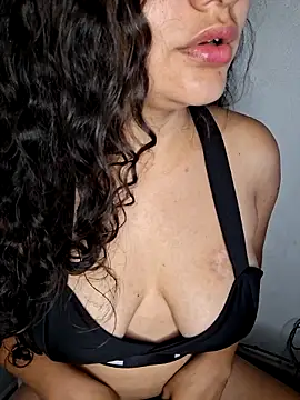 blerstefan1 online show from 02/22/25, 11:13