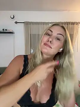 Snapshot of NastyMilf_ chatting on 10/04/25, 07:45 NastyMilf  online show from 10/04/25, 07:45