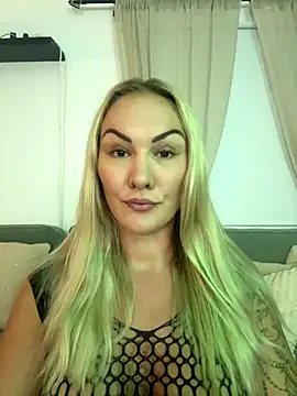 Snapshot of NastyMilf_ chatting on 10/11/25, 06:06 NastyMilf  online show from 10/11/25, 06:06