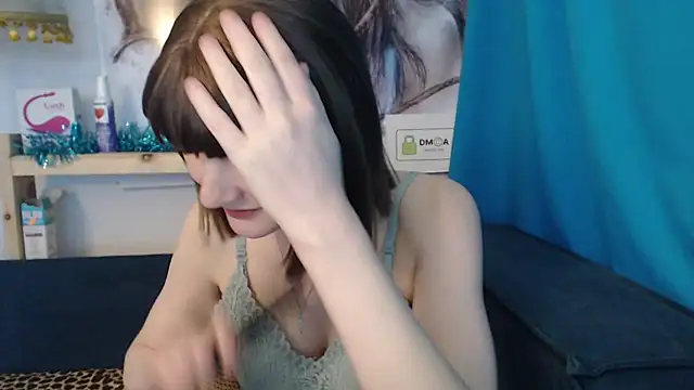 cornflower mm online show from 02/15/25, 01:53