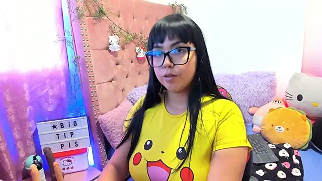 Snapshot of LillyCandy chatting on 07/14/26, 05:51 LillyCandy online show from 07/14/26, 05:51