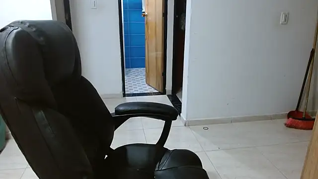 Ixchel Anaid online show from 03/27/26, 12:05