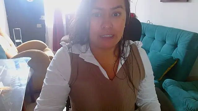 Snapshot of Ixchel_Anaid chatting on 04/20/26, 12:30 Ixchel Anaid online show from 04/20/26, 12:30