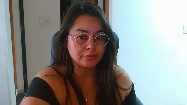 Snapshot of Ixchel_Anaid chatting on 05/29/26, 12:14 Ixchel Anaid online show from 05/29/26, 12:14