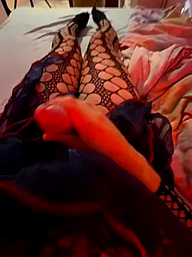 MAllE4 online show from 10/16/25, 01:45